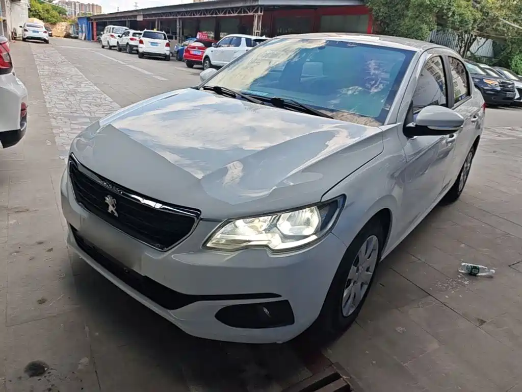 Peugeot 301 2019 2018 1.6L Manual Comfort Edition