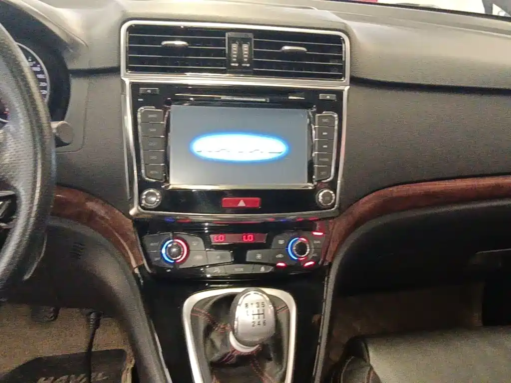 Фото 13 - Haval H6