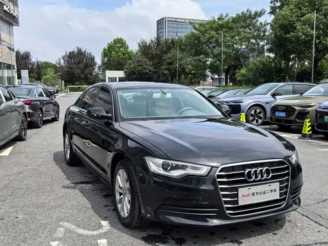 Audi A6L 2014 TFSI Standard — фото 3