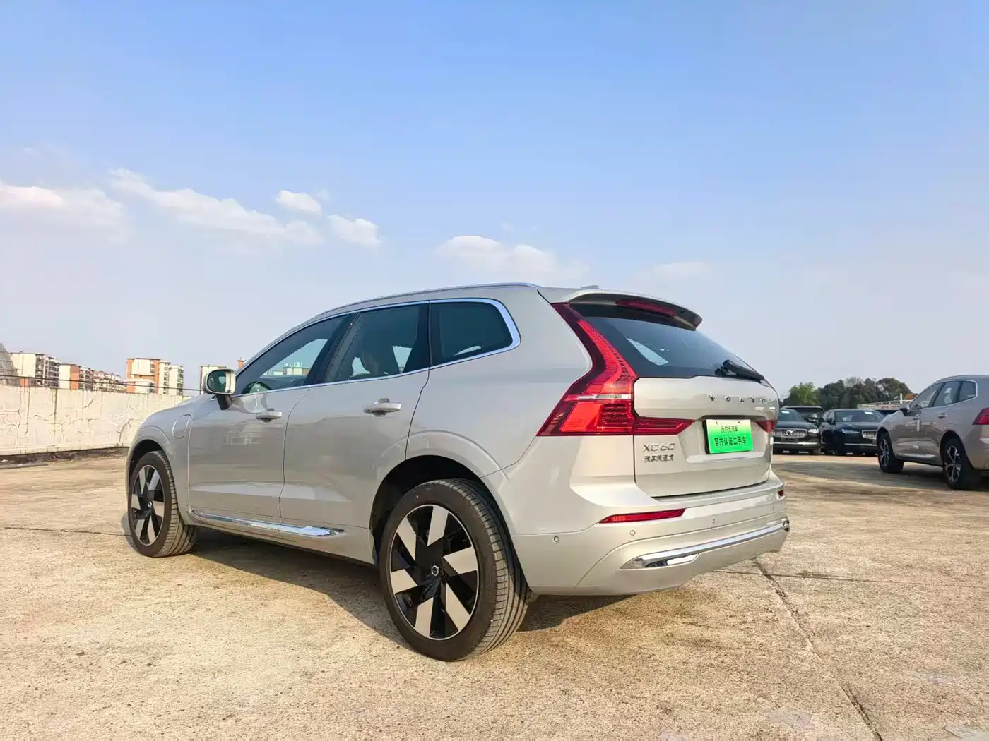 VOLVO XC60 PLUG IN HYBRID
