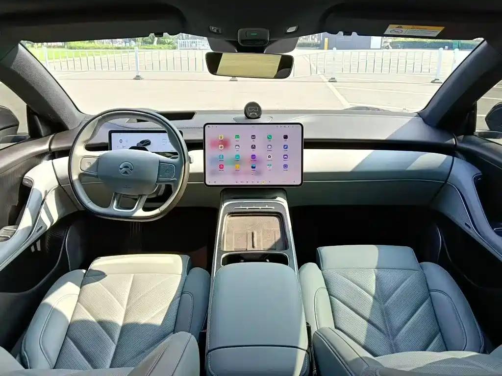 NIO ET5T 2026 2025 75kWh Touring