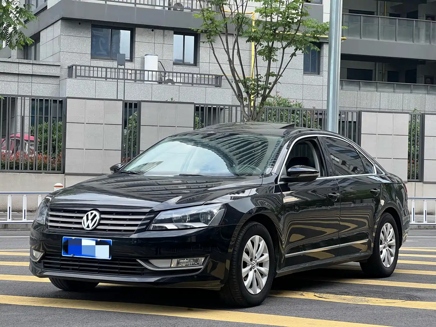 Volkswagen Passat 2013 1.8TSI DSG Zunrong