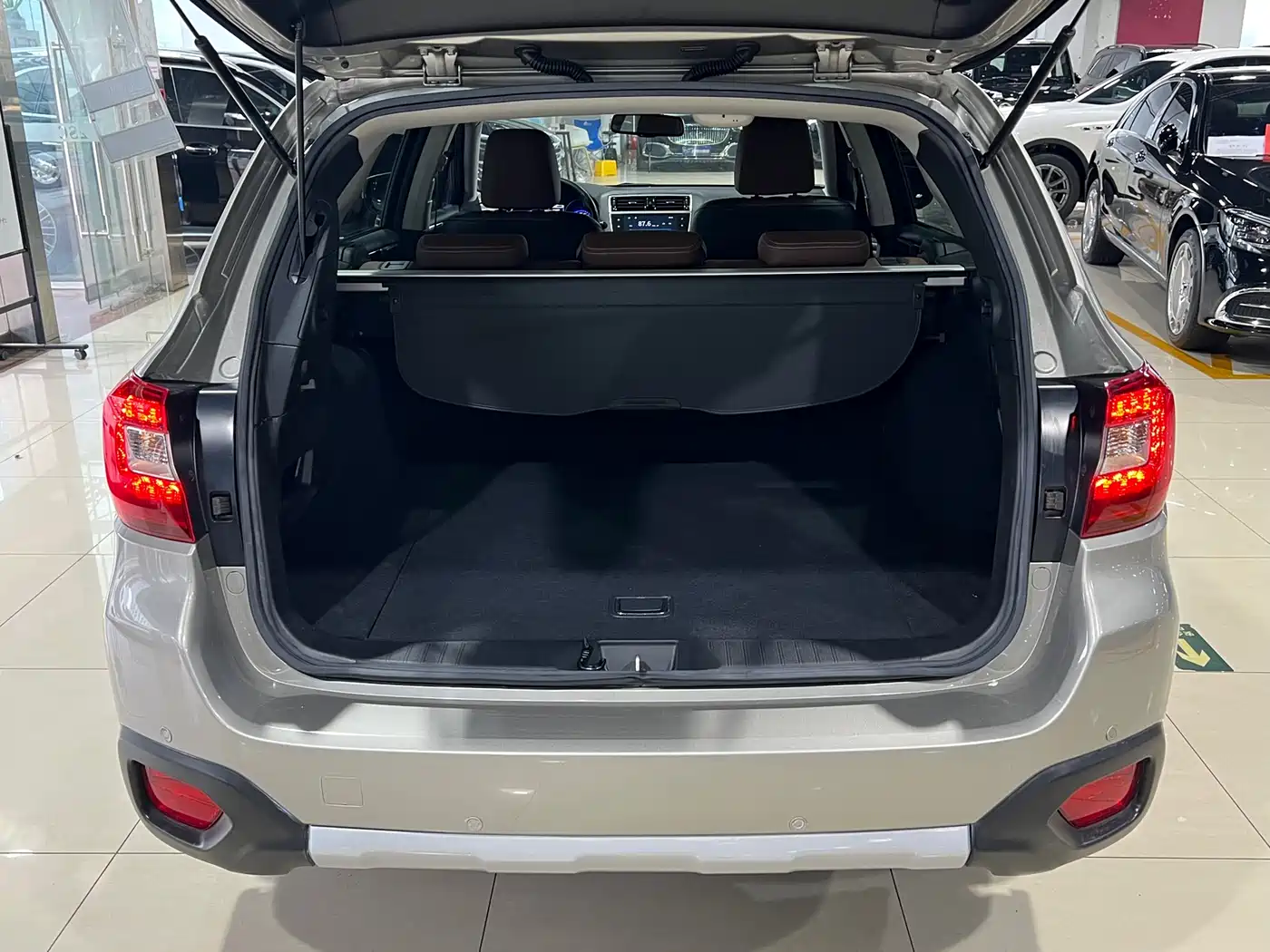 Subaru Outback 2020 Facelift 2.5i Sport Navigation Edition EyeSight фото 27
