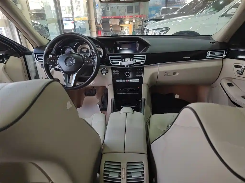 Mercedes-Benz E-Class 2015 E 260 L Sport фото 10