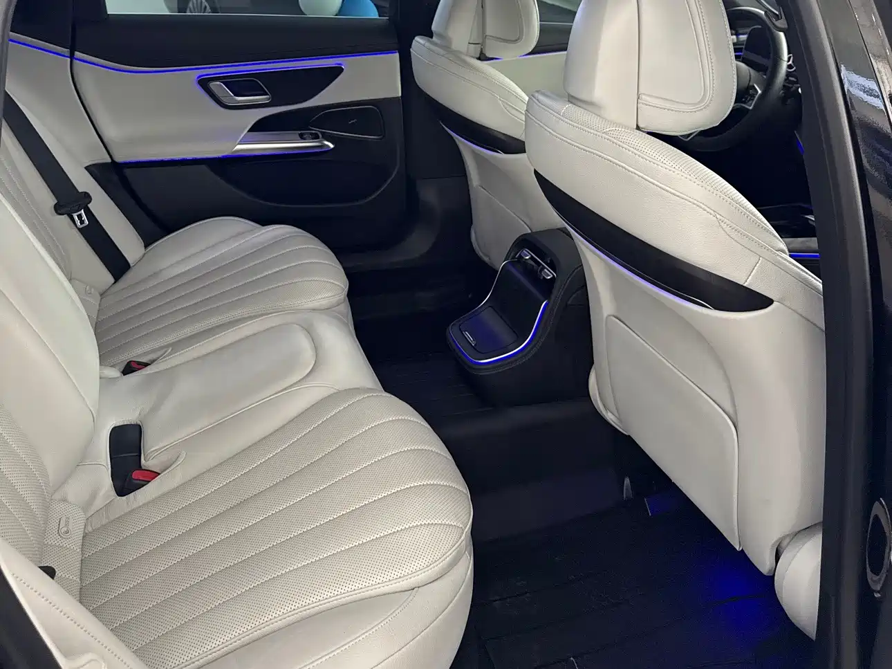 Mercedes-Benz E-Class 2024 Facelift E 300 L Fashion фото 14