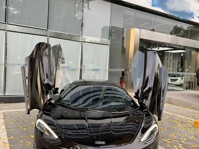 McLaren McLaren GT 2022 4.0T Standard