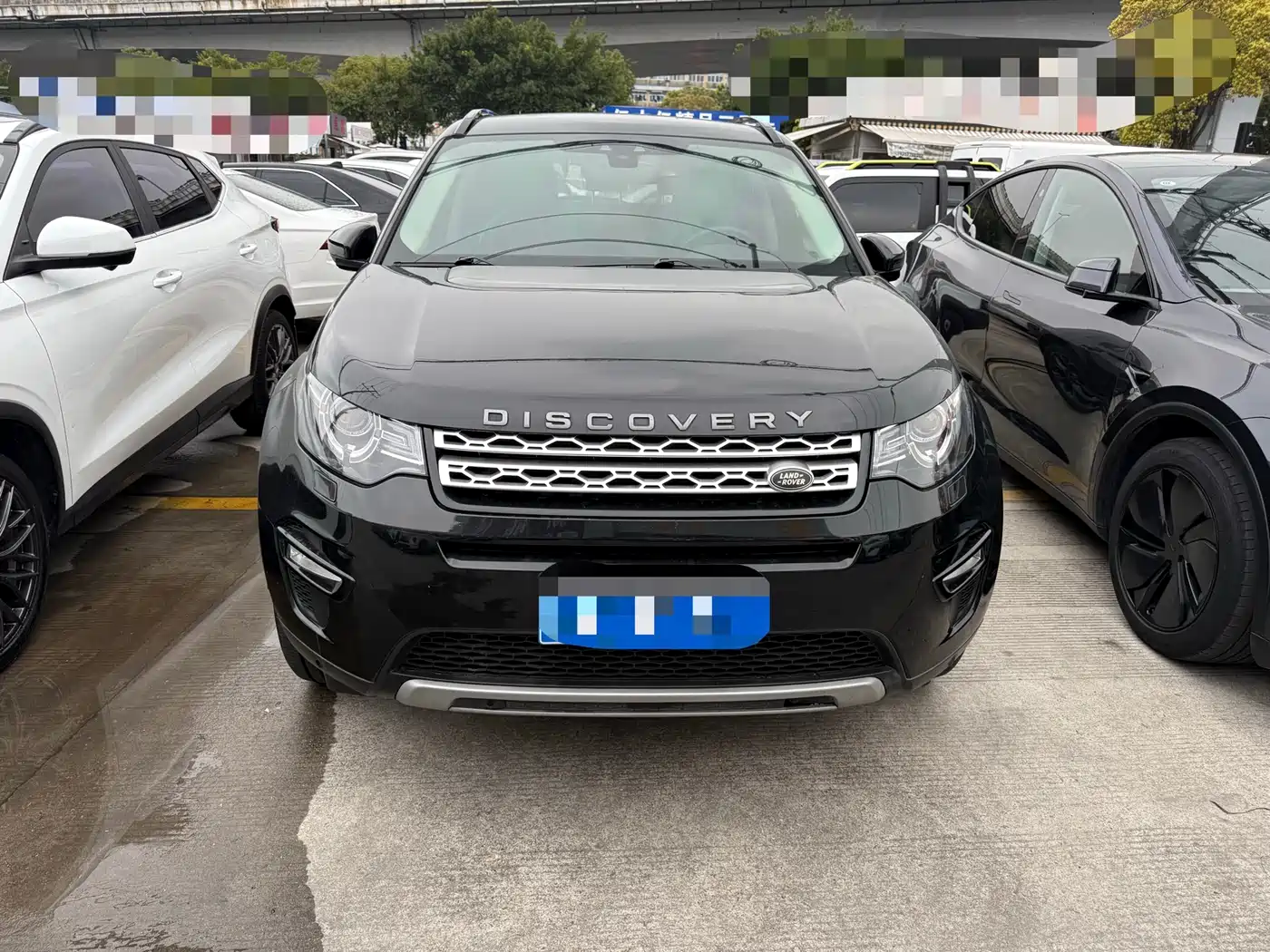 Land Rover Discovery Sport 2018 240PS HSE Edition фото 2