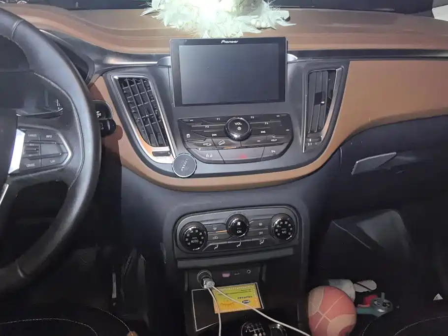 Soueast DX7 2017 2018 1.5T Manual Luxury