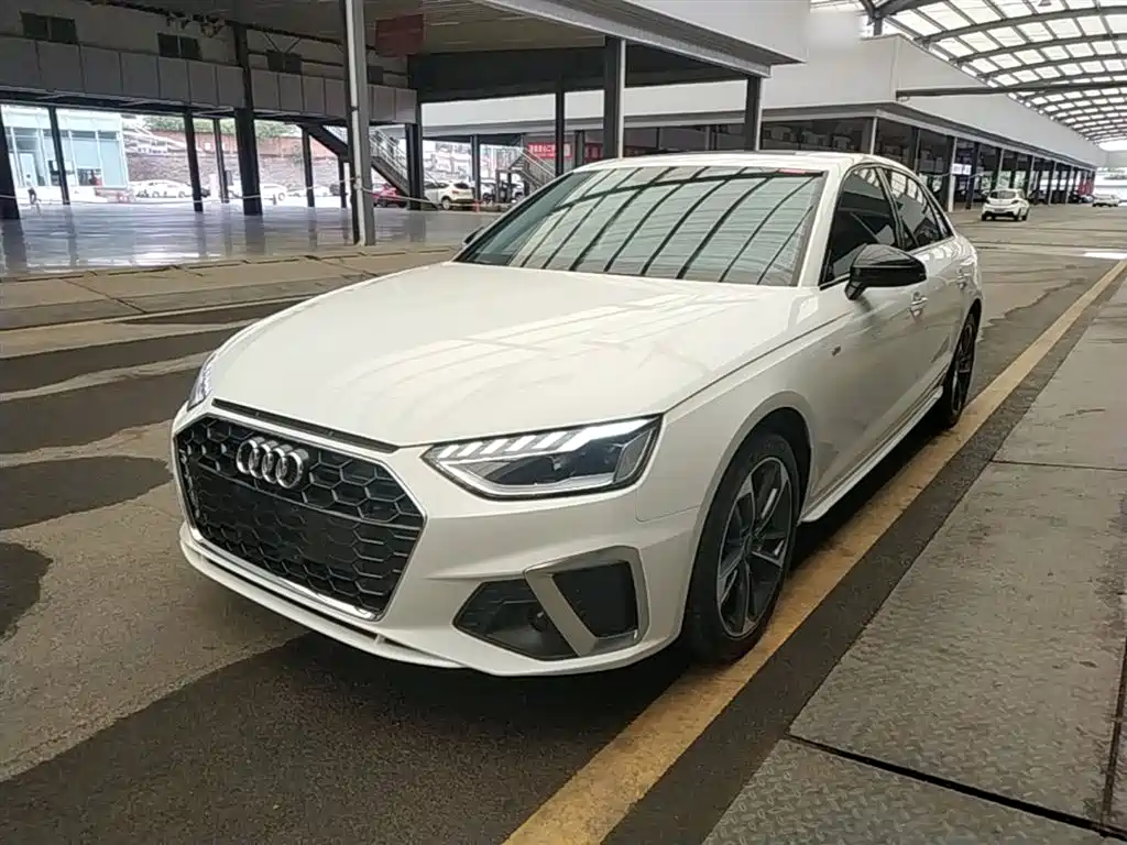 Audi A4L 2023 40 TFSI Fashion Dynamic