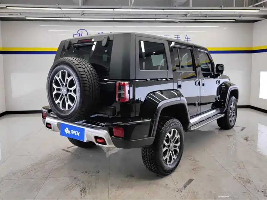 BAIC ORV Beijing Offroad BJ40 2024 2.0T Urban Hunter Glory Edition фото 3