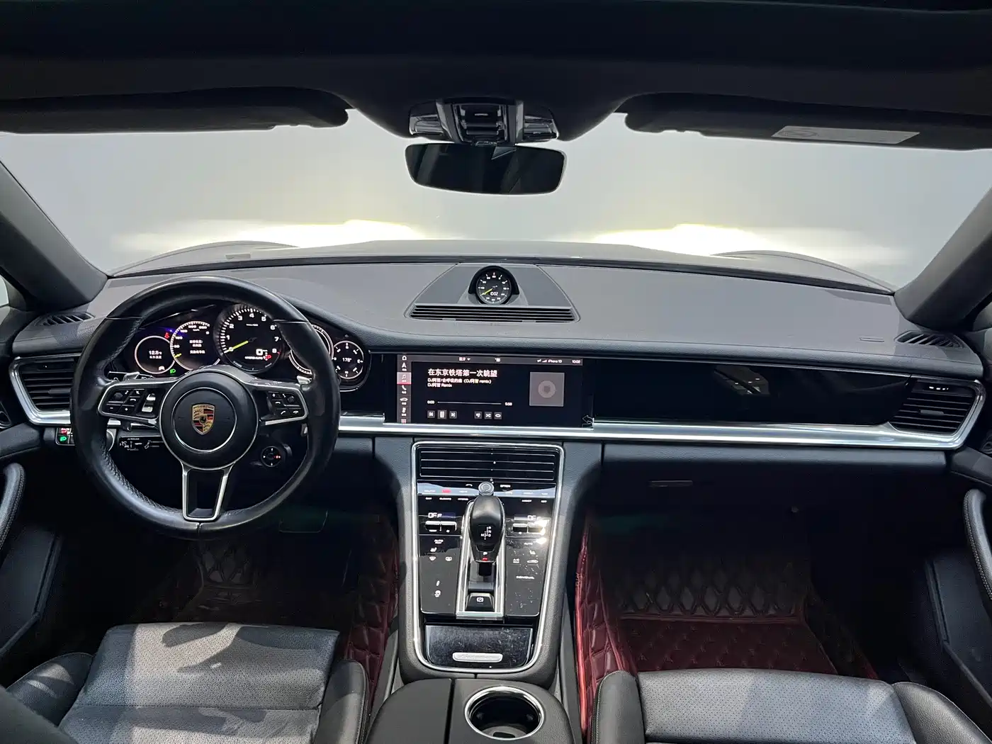 PORSCHE PANAMERA NEW ENERGY