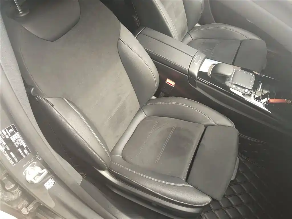 Mercedes-Benz A-Class 2022 A 200 L Sport Sedan Style фото 25