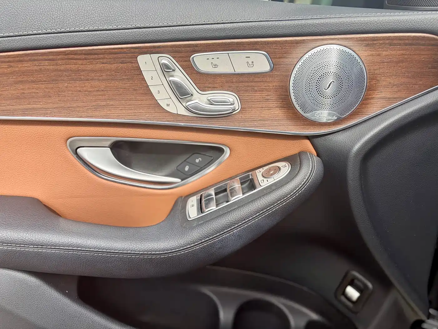 Mercedes-Benz GLC 2021 GLC 300 L 4MATIC Sporty фото 13