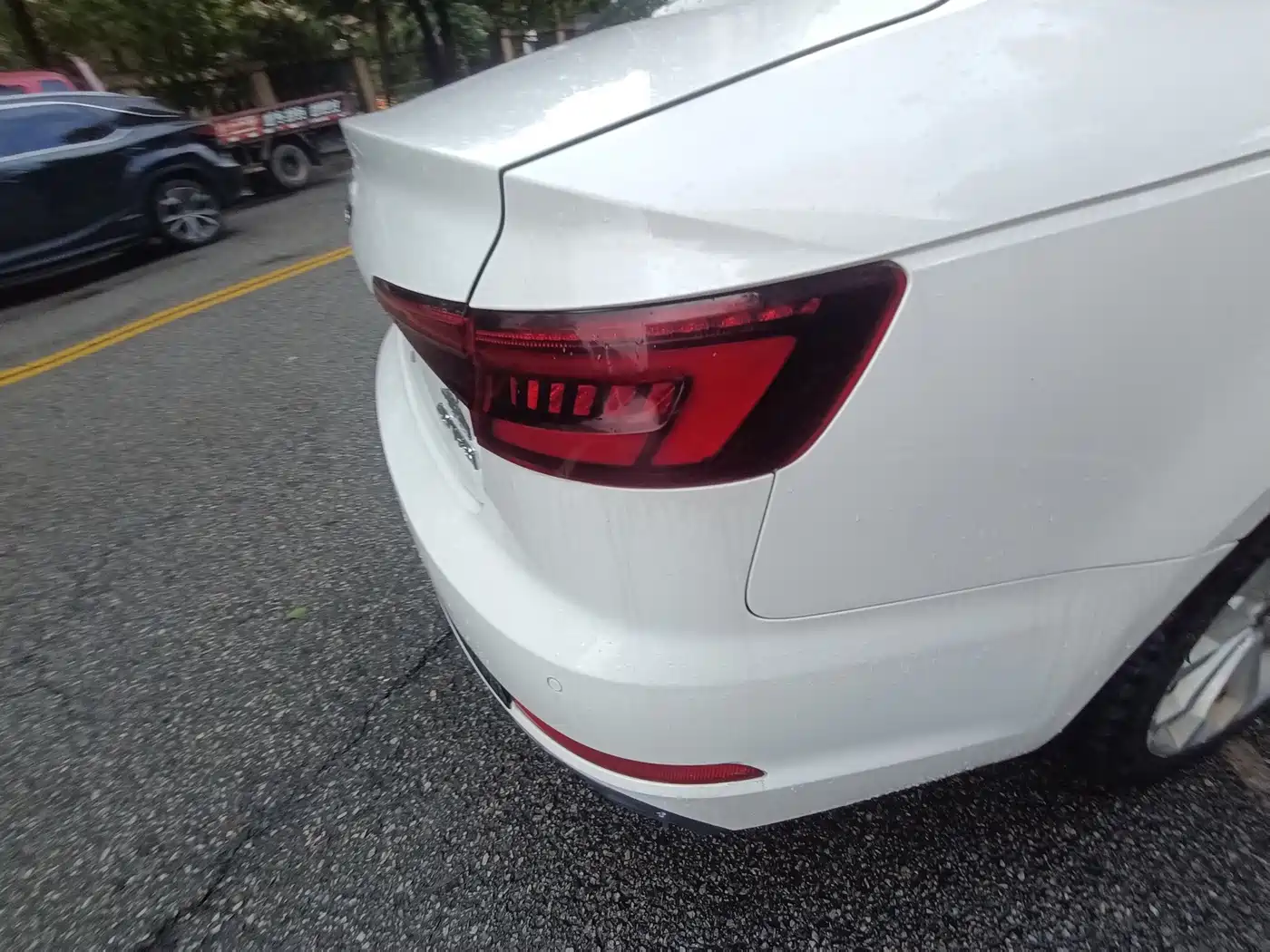 Photo 24 - Audi A4L