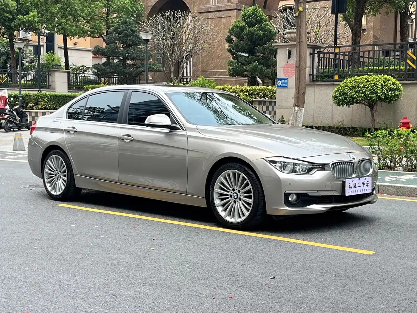 BMW 3 Series 2018 320Li Fashion Style фото 3