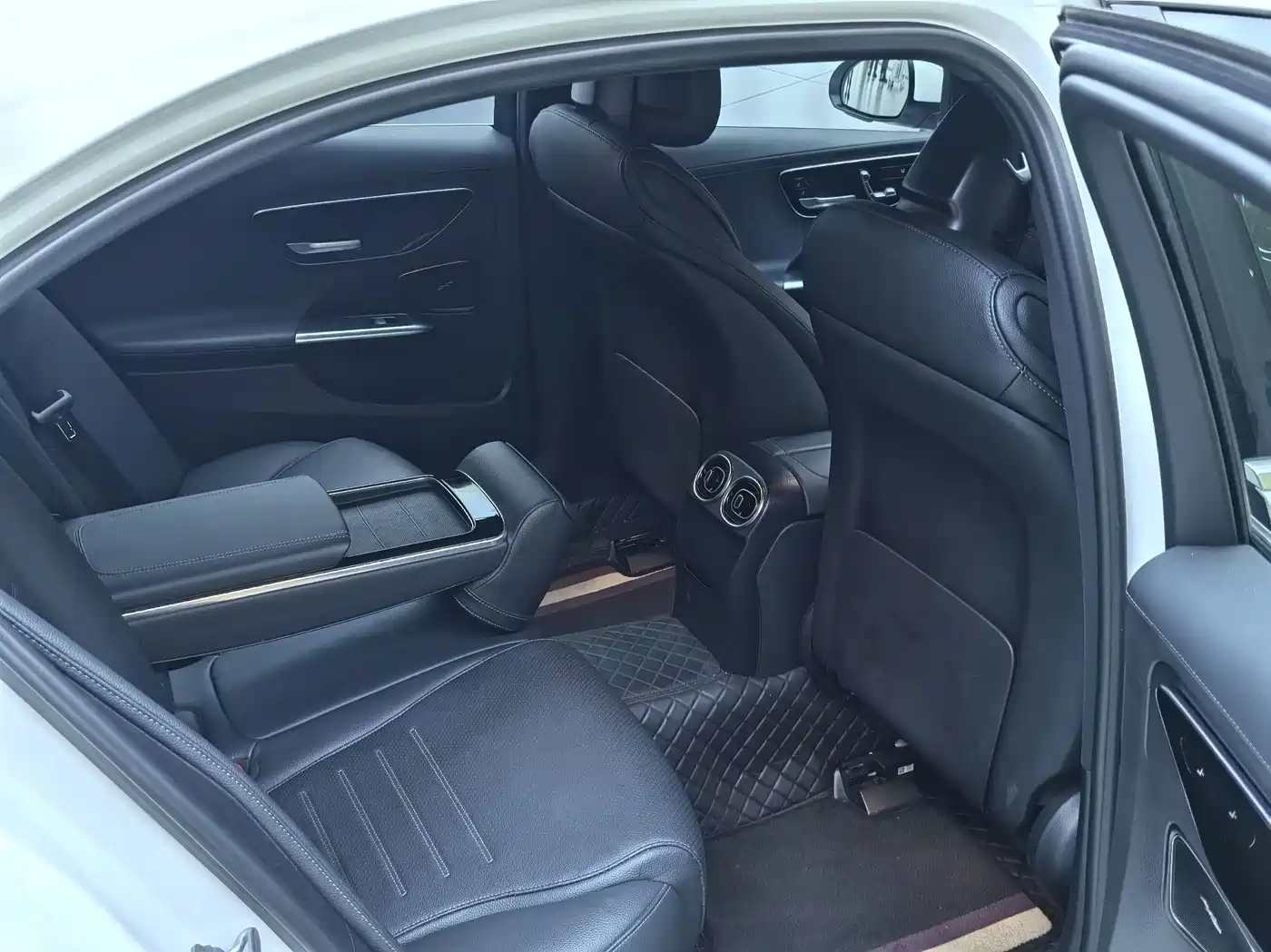 Mercedes-Benz C-Class 2024 2024 C 260 L Sport