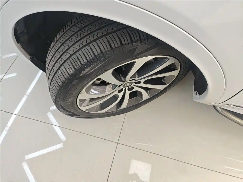 Land Rover Discovery Sport 2021 249PS R-Dynamic S Performance Edition фото 23