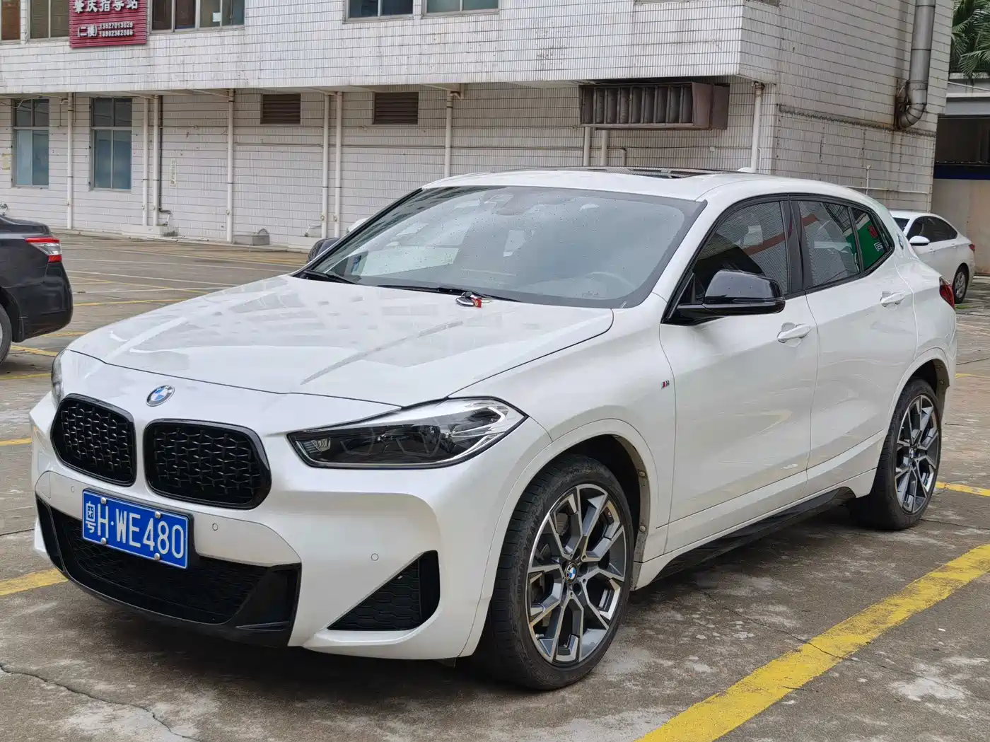 Photo 1 - BMW X2