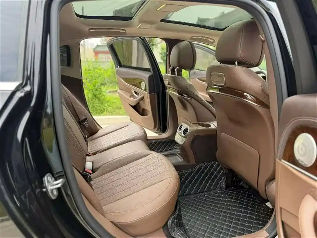 Mercedes-Benz E-Class 2020 E 300 L Fashion фото 5