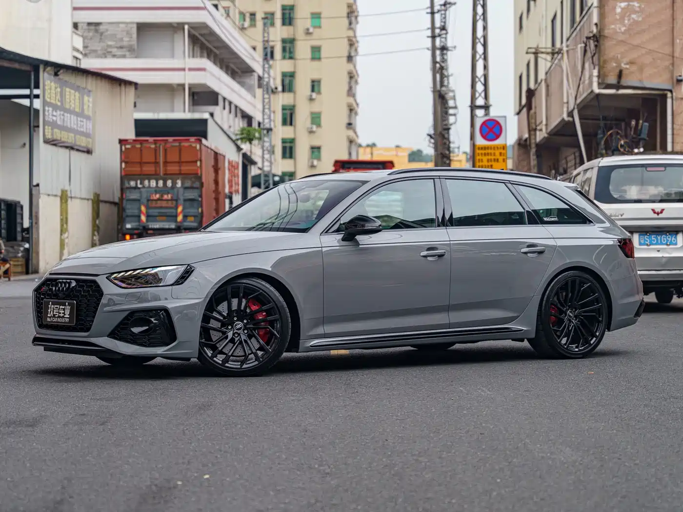 Audi RS 4 2022 RS4 Avant Obsidian Edition
