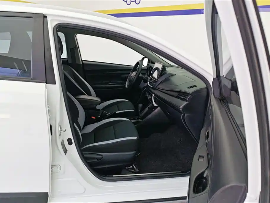 Toyota YARiS L Zhi Xuan 2020 Zhi Xuan X 1.5L CVT Leading фото 8