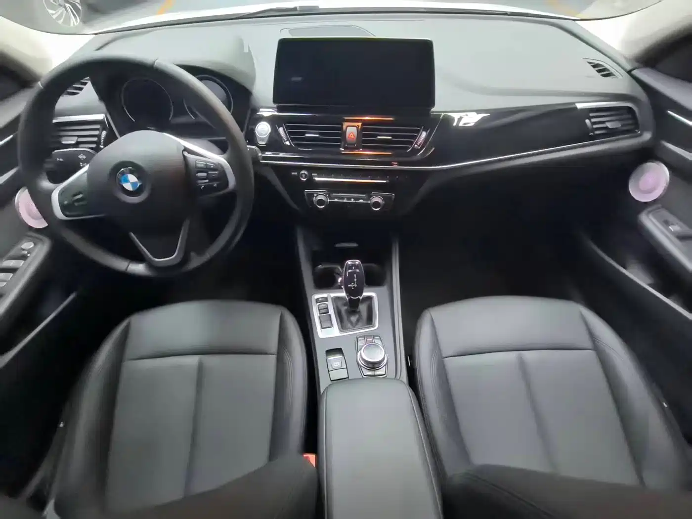 BMW 1 Series 2023 120i M Sport фото 11
