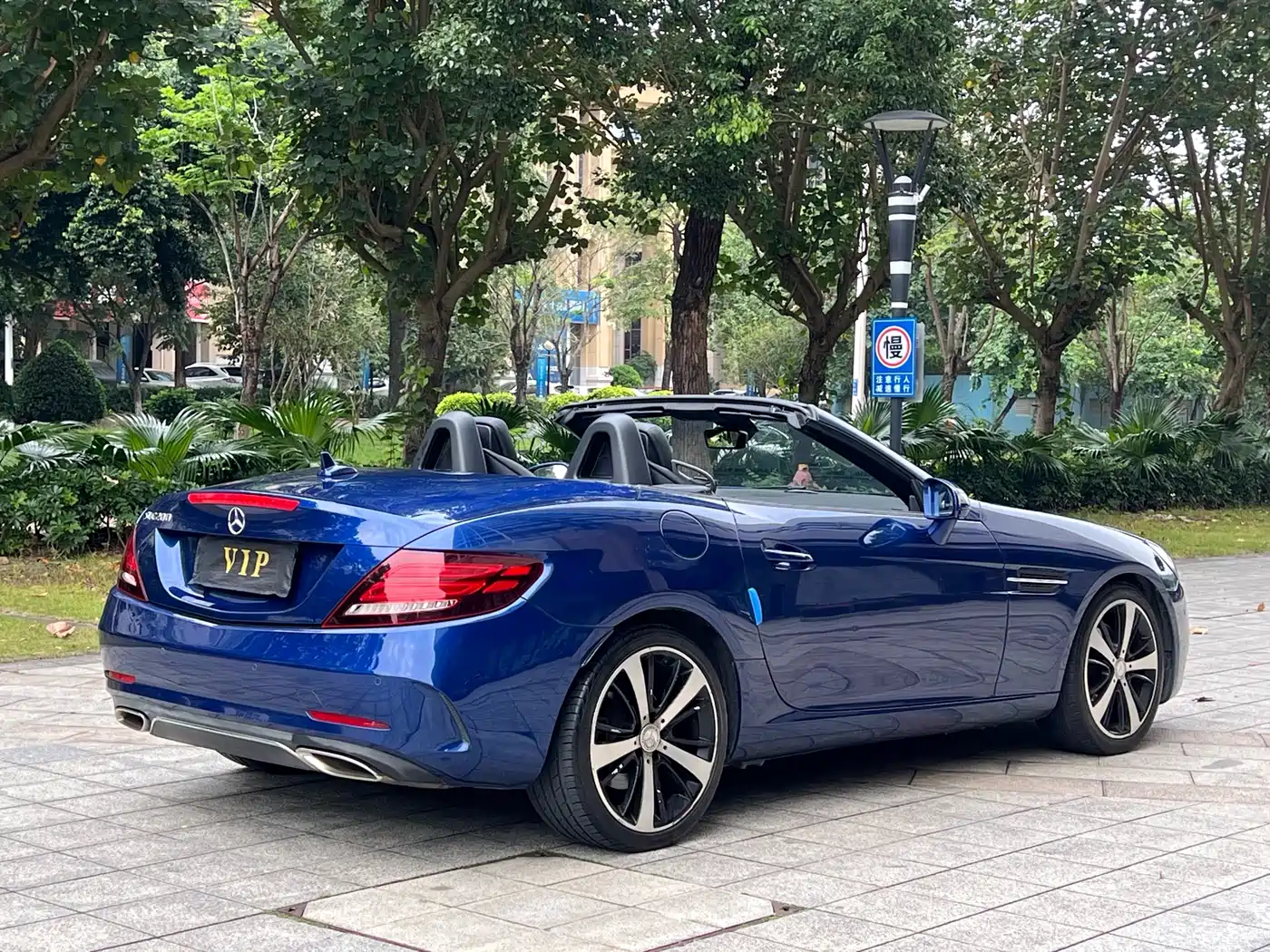 Mercedes-Benz SLC 2016 SLC 200 Style фото 12