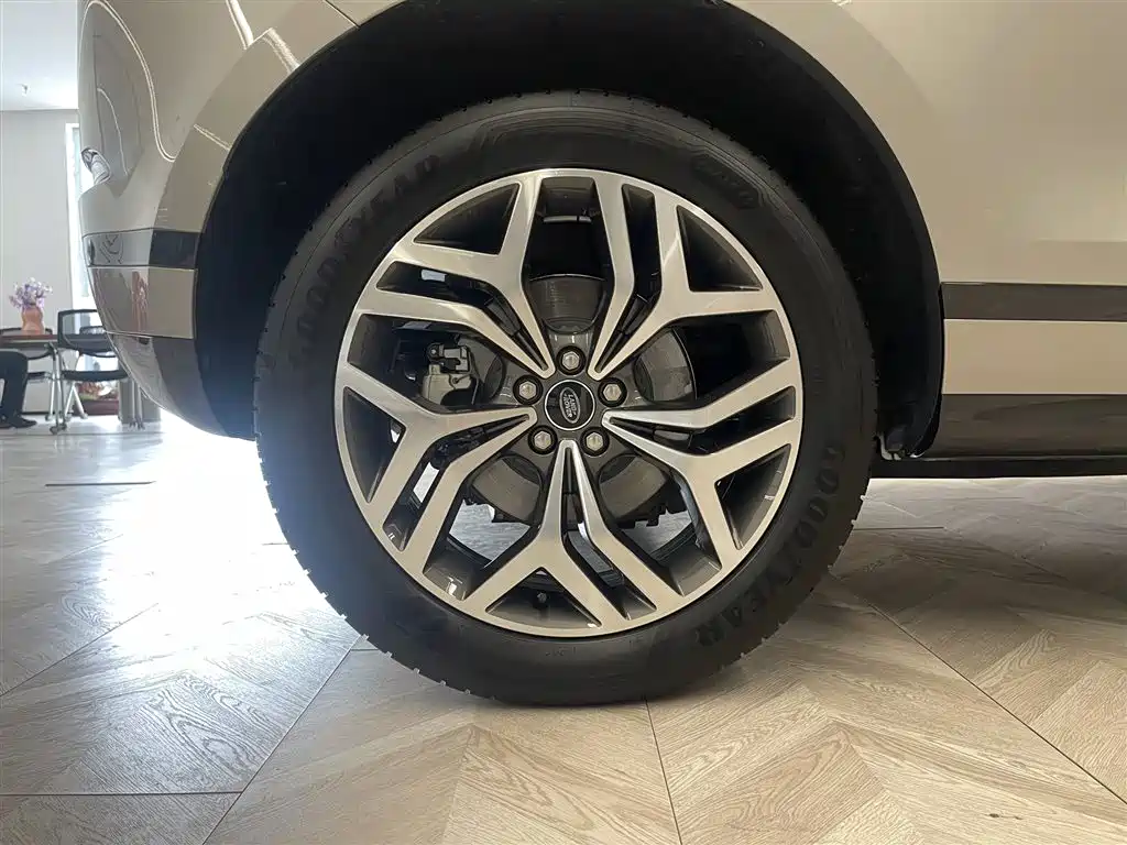 LAND ROVER RANGE ROVER AURORA