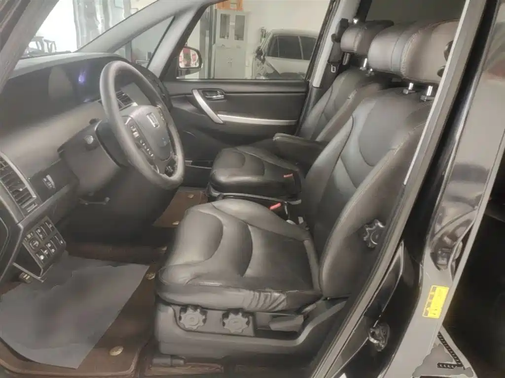 Luxgen Luxgen7 MPV 2015 2013 2.0T Luxury