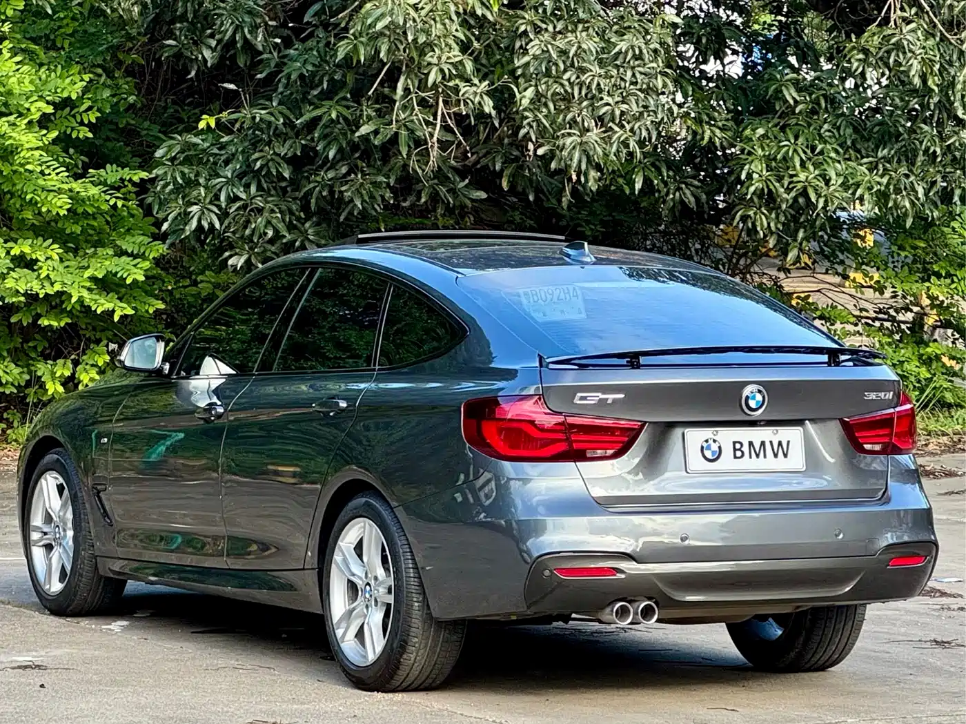 BMW 3 Series GT 2020 320i M Sport Package фото 24