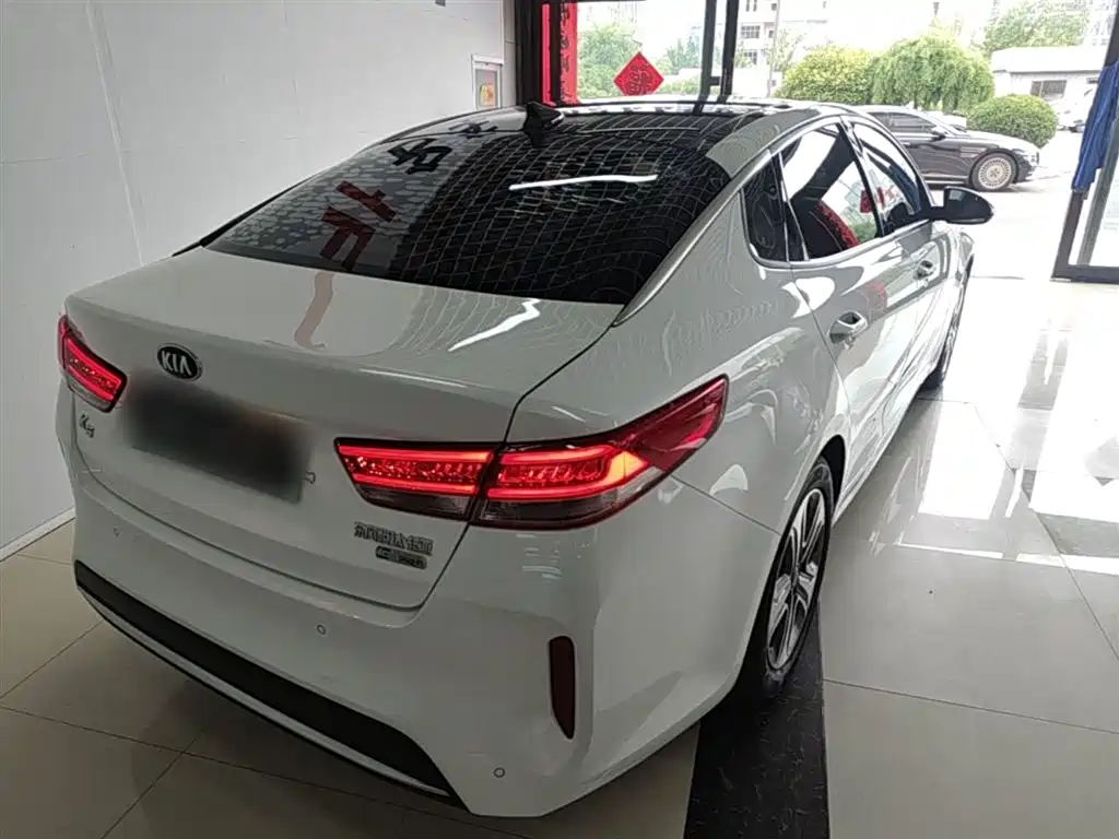 Kia K5 New Energy 2019 2.0L LUX фото 7