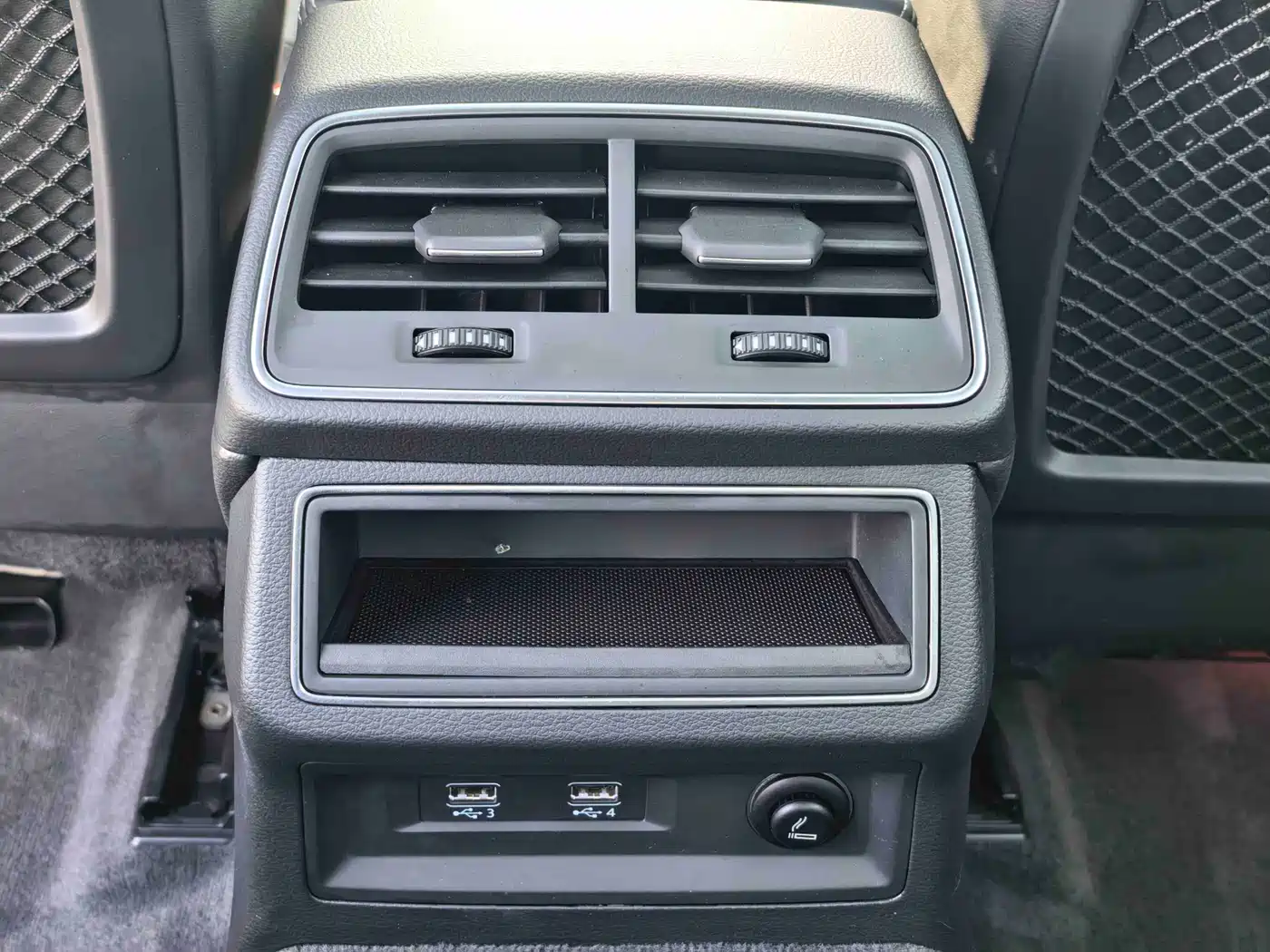Audi A6L 2020 40 TFSI Luxury Dynamic фото 6