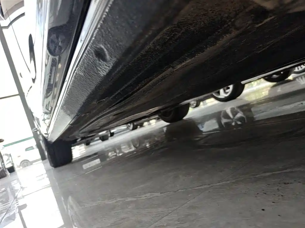 Volkswagen Passat 2023 330TSI Elite Edition фото 21