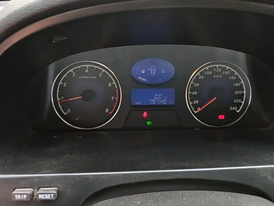 Geely Classic Emgrand 2013 2013 Sedan 1.5L Manual Progressive
