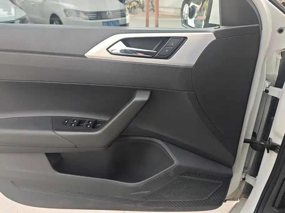 Photo 7 - Volkswagen Polo