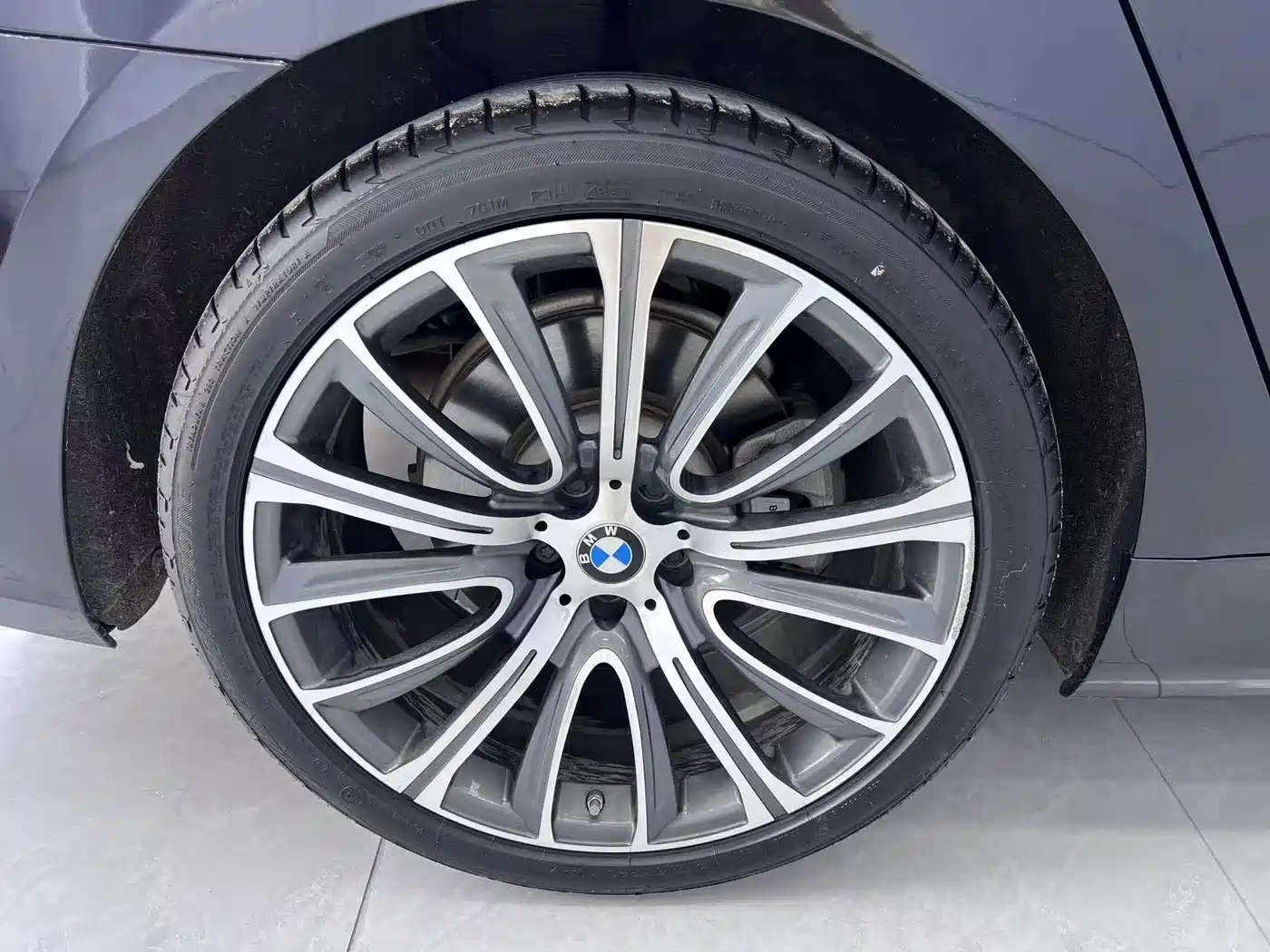 BMW 7 Series 2018 740Li Leading Type Excellence Package фото 17