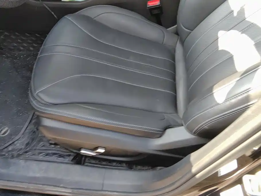 Фото 9 - Geely Preface