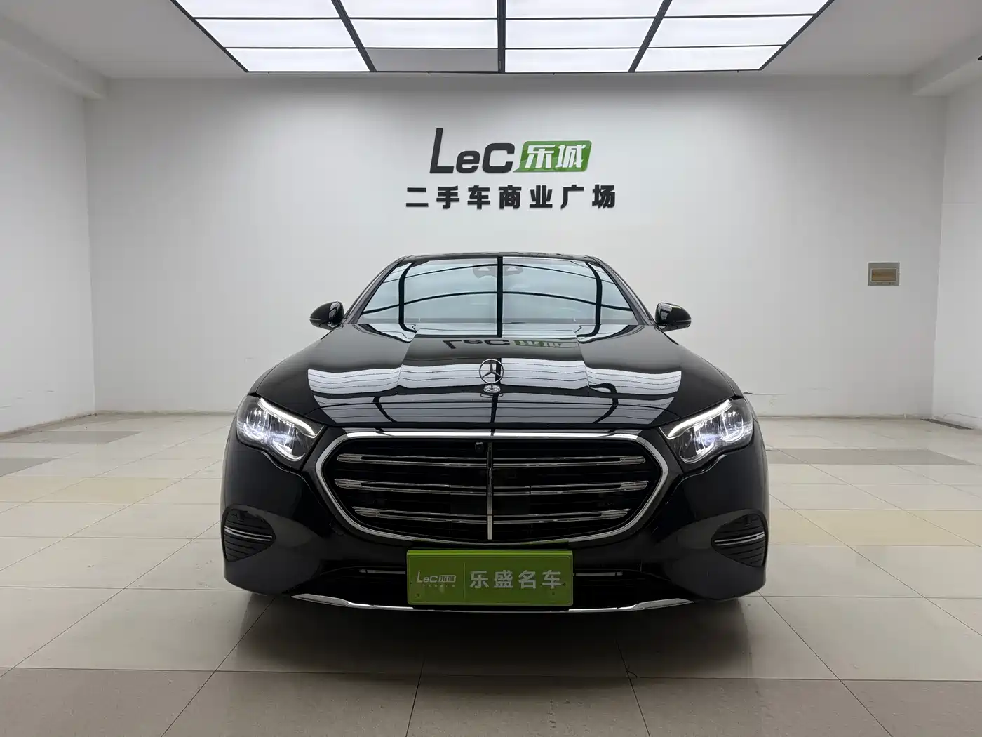 Mercedes-Benz E-Class 2025 E 300 L Fashion фото 2