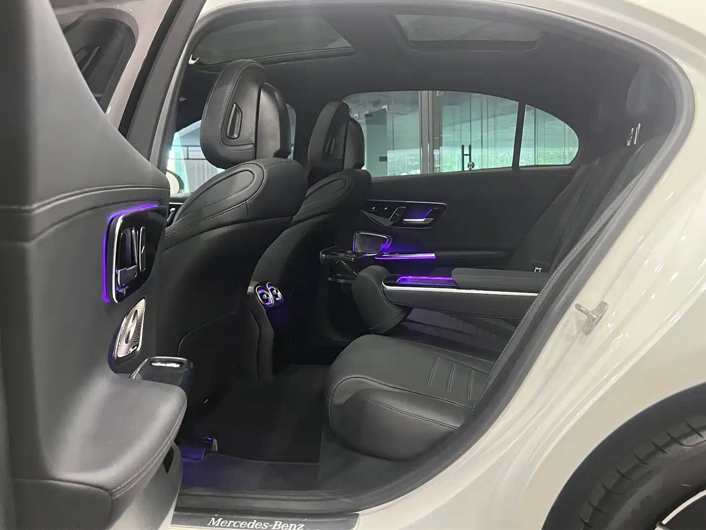 Mercedes-Benz C-Class, миниатюра 12