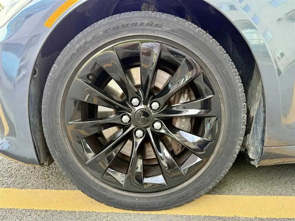 Tesla Model S 2019 2019 Long Range Version