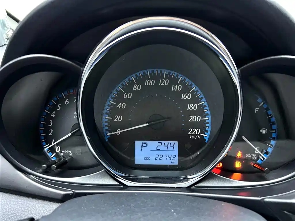 Toyota YARiS L Zhi Xuan 2019 1.5E CVT MeiDong Edition China VI фото 12