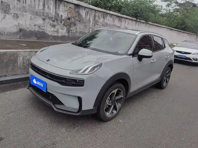 Lynk & Co 06 EM-P 2023 1.5T Remix PHEV Pro