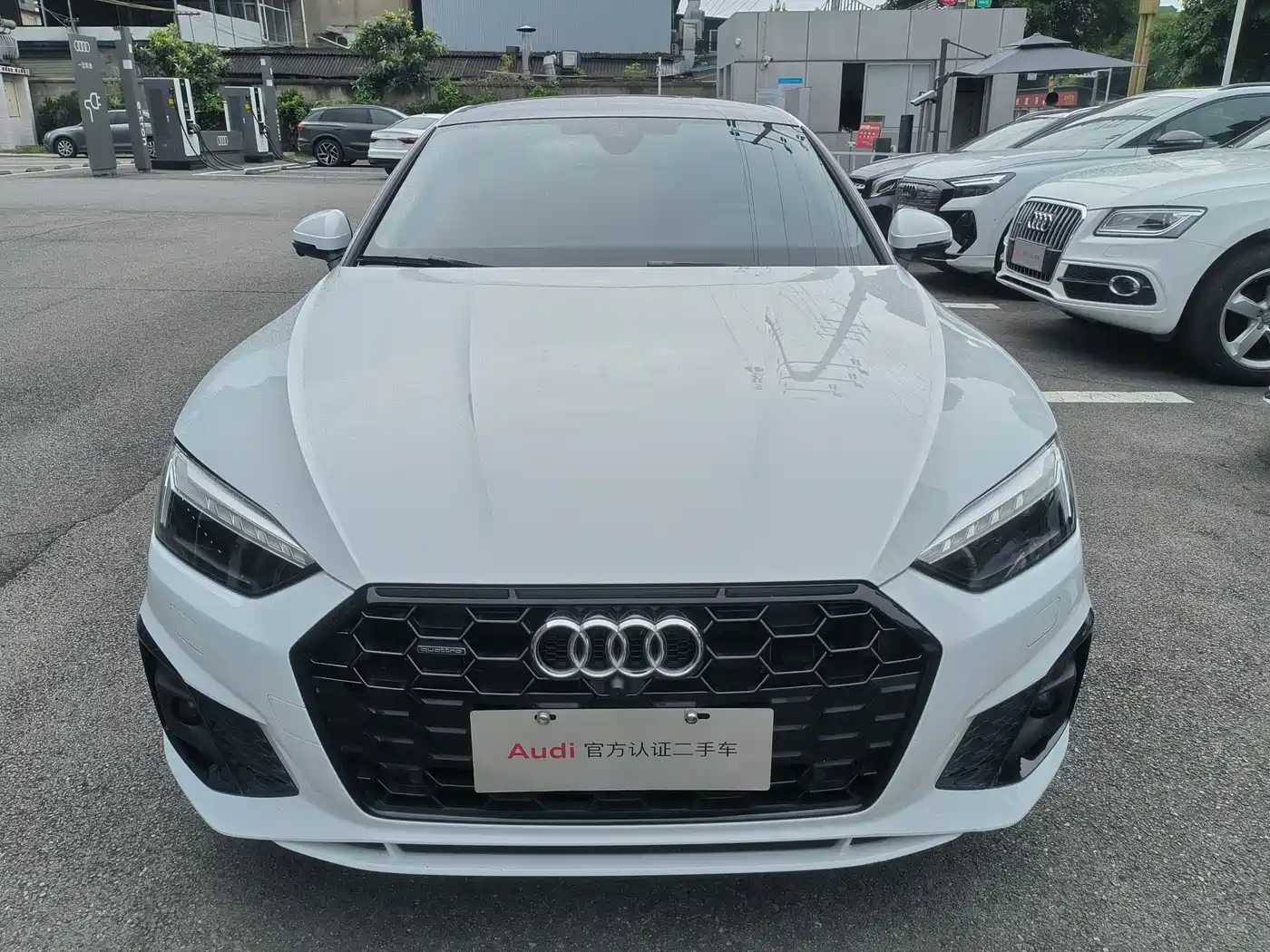 Audi A5 (Import) 2021 Sportback 40 TFSI quattro Luxury Dynamic фото 2