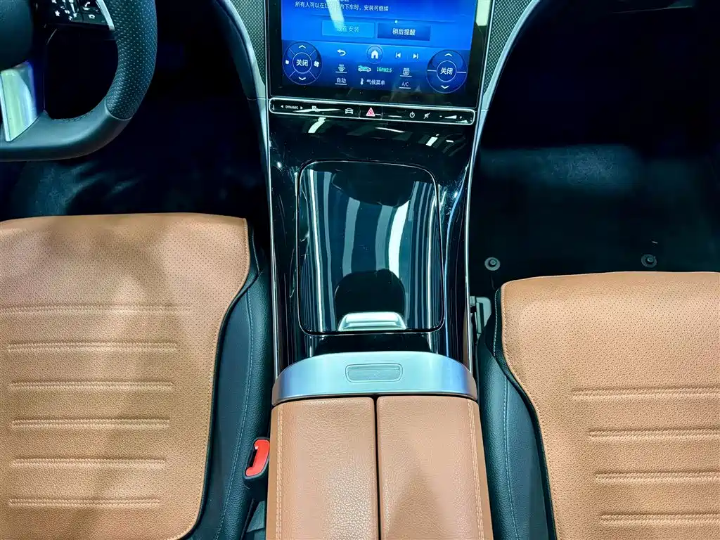 Mercedes-Benz C-Class 2023 Facelift C 260 L Sport Edition фото 30
