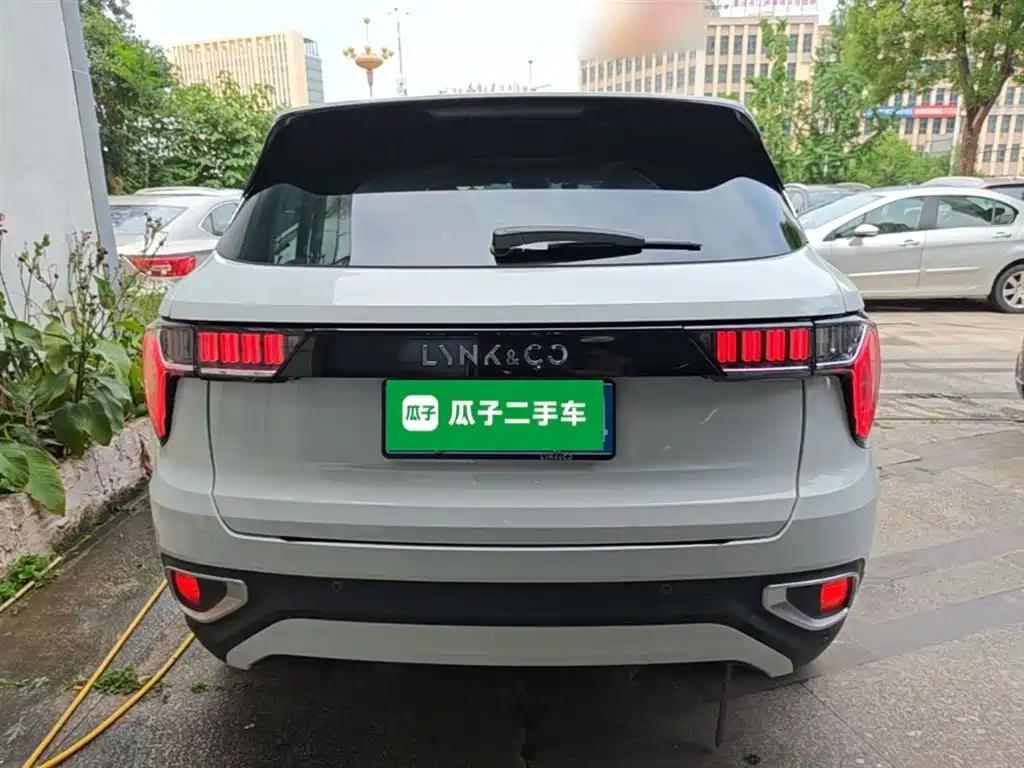 Lynk & Co 01 2017 2.0T 2WD Pro Version фото 6