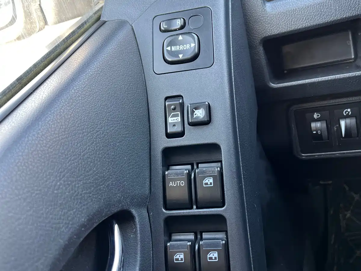 Isuzu TAGA Daka 2022 2021 1.8T Petrol Manual 2WD Ultra Luxury Long Wheelbase CE18