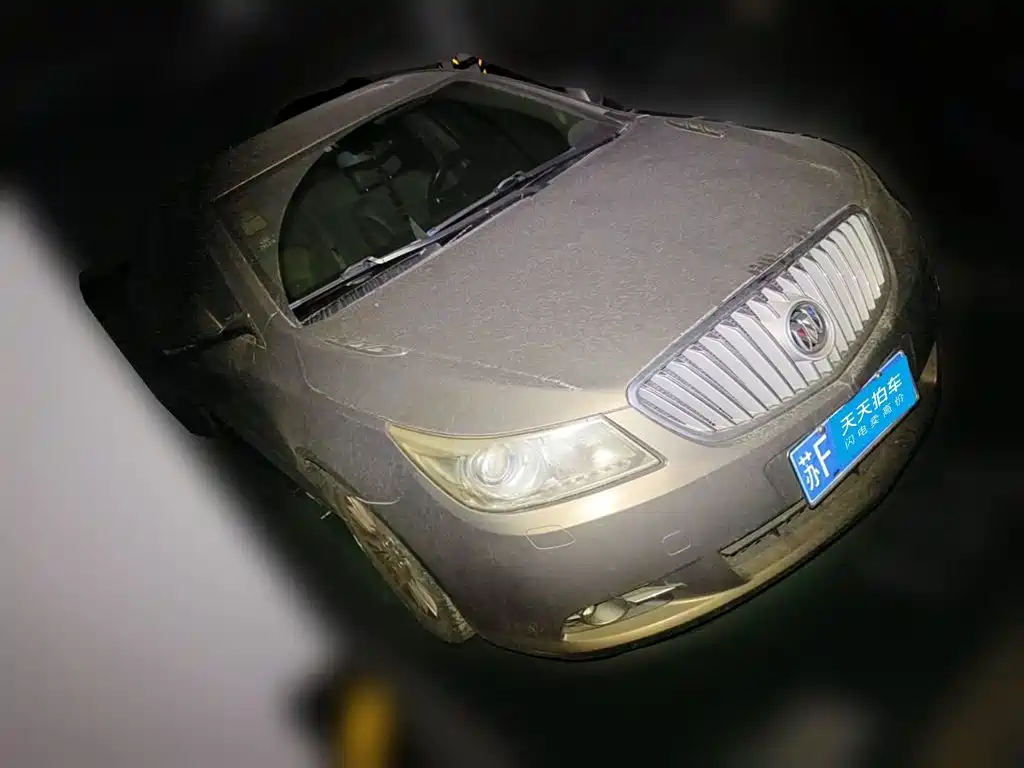 Фото 3 - Buick LaCrosse