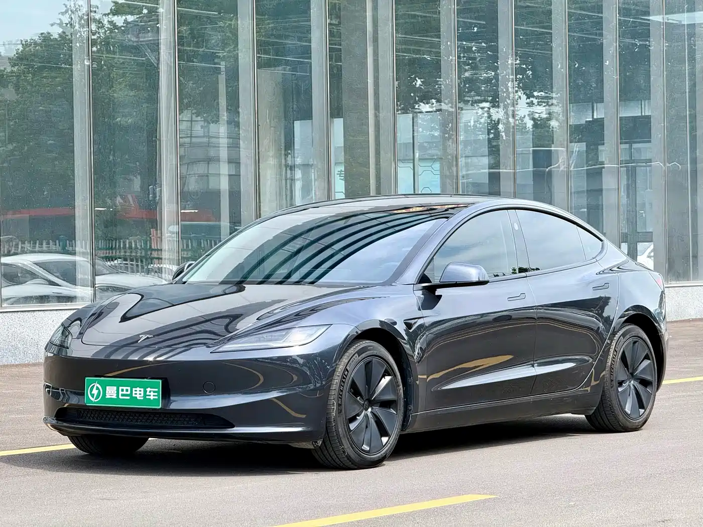 Tesla Model 3 2023