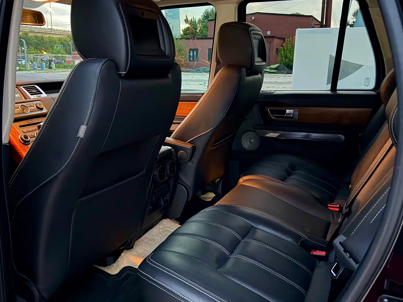 Фото 7 - Land Rover Range Rover Sport
