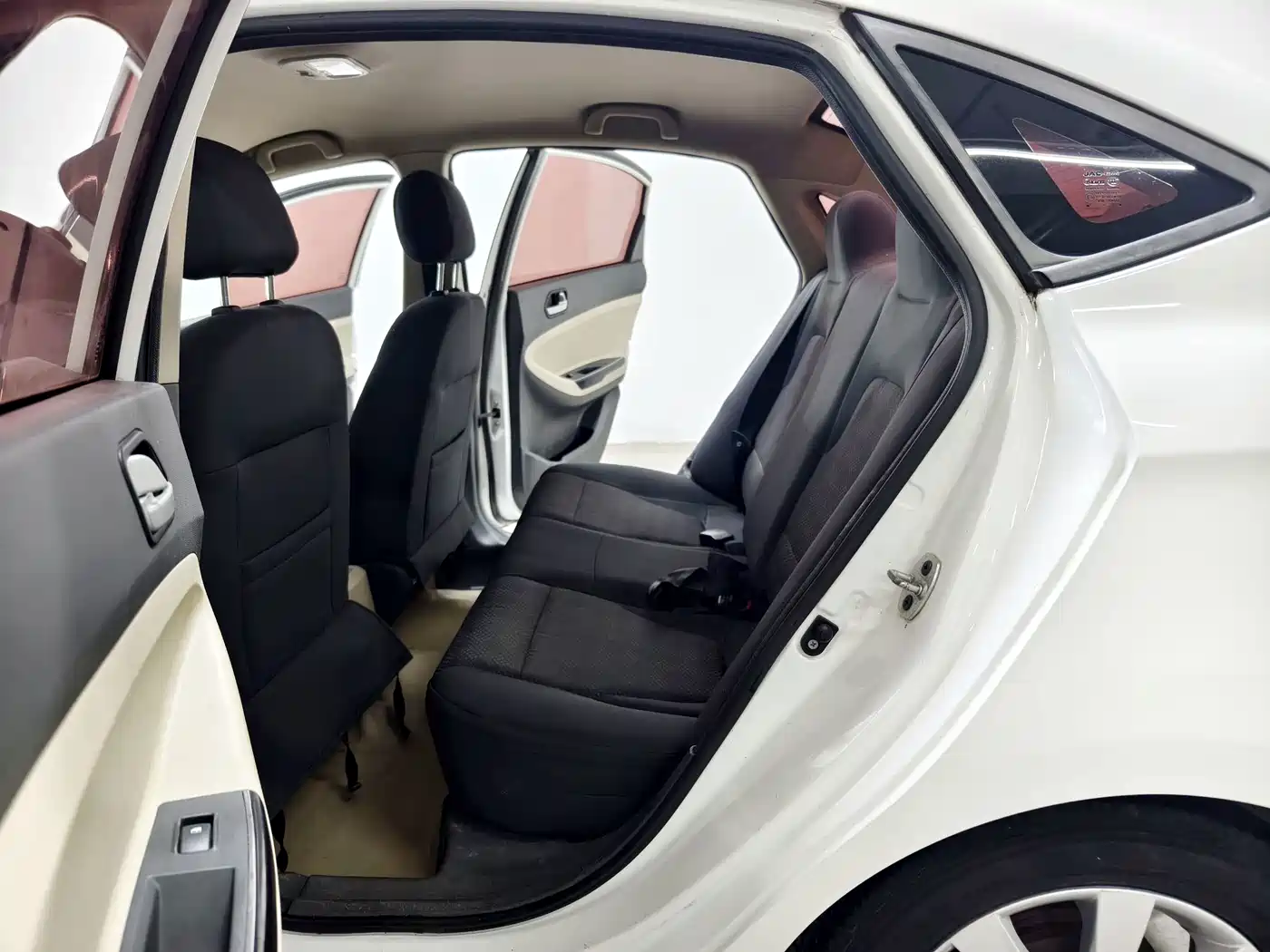 JAC Motors Heyue A30 2014 2014 Model 1.5L Manual Premium